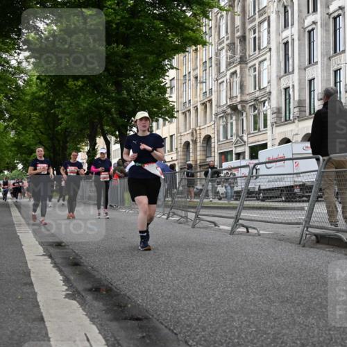 14.06.2026 - REWE Women's Run J. Mangold http://msf.ph/oto/9763770 14.06.2026 11:10:56 Ziel 5165, 5324, 5348, 6068 meine-sportfotos.de