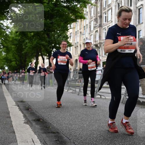 14.06.2026 - REWE Women's Run J. Mangold http://msf.ph/oto/9763834 14.06.2026 11:11:01 Ziel 5165, 5267, 5323, 5324, 6022, 6068 meine-sportfotos.de