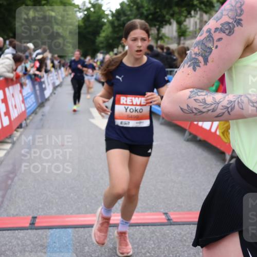 14.06.2026 - REWE Women's Run Strokosch-Dieckow http://msf.ph/oto/9763873 14.06.2026 10:57:33 Ziel 5202, 5228, 5255, 5381, 5499, 5712, 5806, 5913, 5924 meine-sportfotos.de