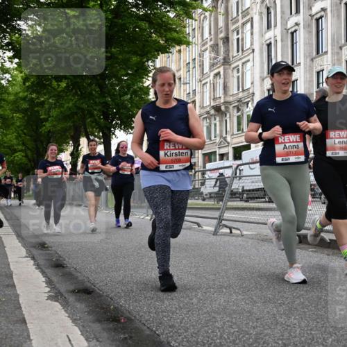 14.06.2026 - REWE Women's Run J. Mangold http://msf.ph/oto/9763919 14.06.2026 11:11:10 Ziel 5040, 5042, 5043, 5162, 5323, 5342, 5632, 5708, 5717 meine-sportfotos.de