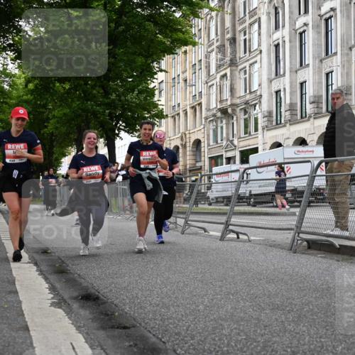 14.06.2026 - REWE Women's Run J. Mangold http://msf.ph/oto/9763933 14.06.2026 11:11:11 Ziel 5040, 5042, 5043, 5162, 5342, 5632, 5708, 5717 meine-sportfotos.de