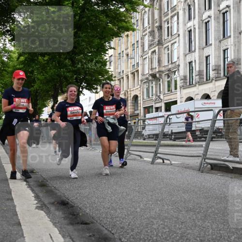 14.06.2026 - REWE Women's Run J. Mangold http://msf.ph/oto/9763937 14.06.2026 11:11:12 Ziel 5040, 5042, 5043, 5162, 5342, 5632, 5708, 5717 meine-sportfotos.de