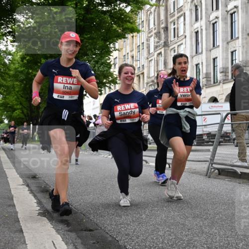 14.06.2026 - REWE Women's Run J. Mangold http://msf.ph/oto/9763953 14.06.2026 11:11:13 Ziel 5040, 5042, 5043, 5162, 5342, 5632, 5708, 5717 meine-sportfotos.de