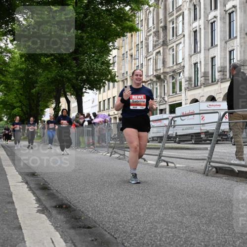 14.06.2026 - REWE Women's Run J. Mangold http://msf.ph/oto/9763980 14.06.2026 11:11:15 Ziel 5040, 5042, 5043, 5162, 5632 meine-sportfotos.de