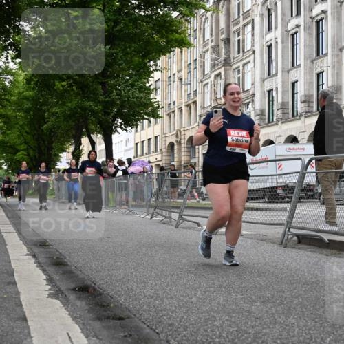 14.06.2026 - REWE Women's Run J. Mangold http://msf.ph/oto/9763984 14.06.2026 11:11:15 Ziel 5040, 5042, 5043, 5162, 5632 meine-sportfotos.de