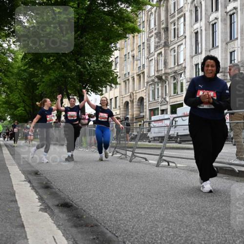 14.06.2026 - REWE Women's Run J. Mangold http://msf.ph/oto/9764001 14.06.2026 11:11:21 Ziel 5080, 5081, 5082, 5148, 5663 meine-sportfotos.de