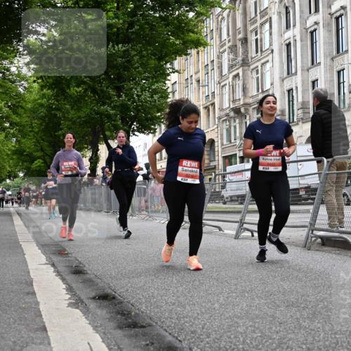 14.06.2026 - REWE Women's Run J. Mangold http://msf.ph/oto/9764156 14.06.2026 11:11:39 Ziel 5215, 5362, 5400, 5401, 5922 meine-sportfotos.de