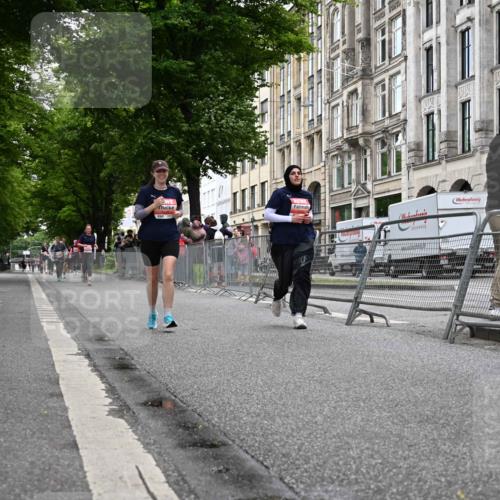 14.06.2026 - REWE Women's Run J. Mangold http://msf.ph/oto/9764199 14.06.2026 11:11:46 Ziel 5159, 5400, 5401, 5602 meine-sportfotos.de