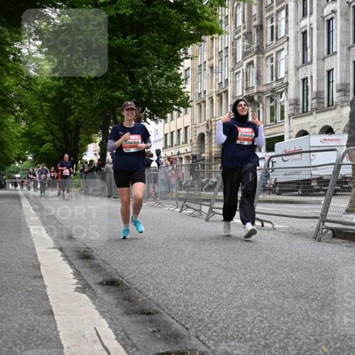 14.06.2026 - REWE Women's Run J. Mangold http://msf.ph/oto/9764205 14.06.2026 11:11:46 Ziel 5159, 5400, 5401, 5602 meine-sportfotos.de