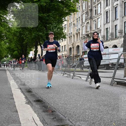 14.06.2026 - REWE Women's Run J. Mangold http://msf.ph/oto/9764212 14.06.2026 11:11:47 Ziel 5159, 5400, 5602 meine-sportfotos.de