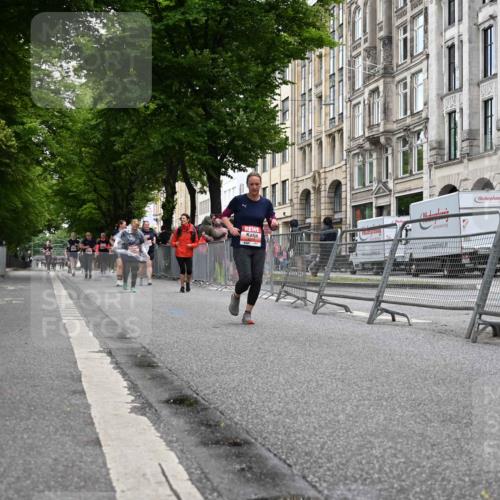 14.06.2026 - REWE Women's Run J. Mangold http://msf.ph/oto/9764225 14.06.2026 11:11:53 Ziel 5388, 5602 meine-sportfotos.de