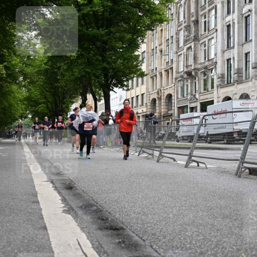 14.06.2026 - REWE Women's Run J. Mangold http://msf.ph/oto/9764253 14.06.2026 11:11:57 Ziel 5388, 5658, 5959 meine-sportfotos.de