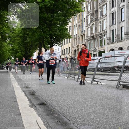 14.06.2026 - REWE Women's Run J. Mangold http://msf.ph/oto/9764261 14.06.2026 11:11:58 Ziel 5388, 5658, 5959 meine-sportfotos.de