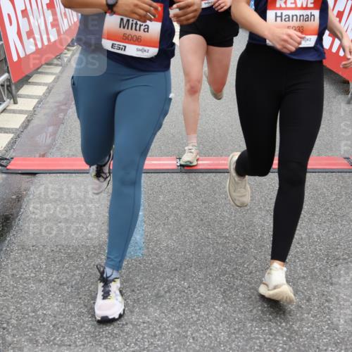 14.06.2026 - REWE Women's Run Strokosch-Dieckow http://msf.ph/oto/9764292 14.06.2026 10:57:24 Ziel 5006, 5048, 5333, 5683, 5753, 5913, 5933 meine-sportfotos.de