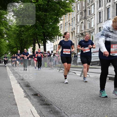 14.06.2026 - REWE Women's Run J. Mangold http://msf.ph/oto/9764313 14.06.2026 11:12:02 Ziel 5097, 5105, 5555, 5658, 5959 meine-sportfotos.de