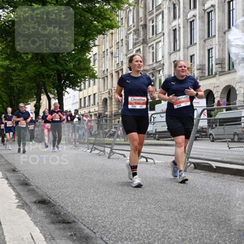 14.06.2026 - REWE Women's Run J. Mangold http://msf.ph/oto/9764326 14.06.2026 11:12:03 Ziel 5097, 5105, 5555, 5658, 5959 meine-sportfotos.de