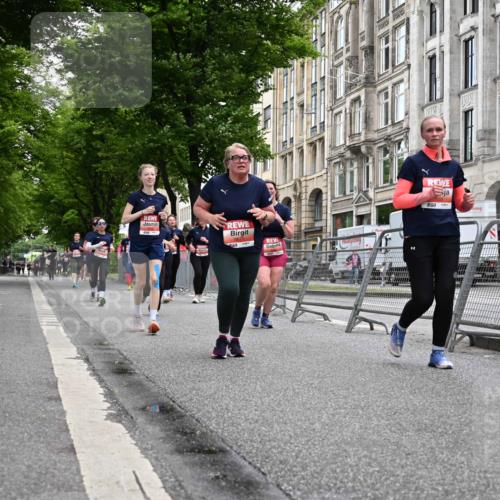 14.06.2026 - REWE Women's Run J. Mangold http://msf.ph/oto/9764330 14.06.2026 11:12:07 Ziel 5097, 5100, 5105, 5302, 5555, 5612, 5658, 5671, 5959 meine-sportfotos.de