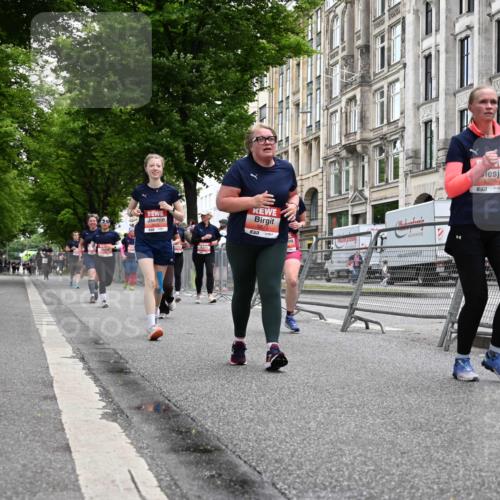 14.06.2026 - REWE Women's Run J. Mangold http://msf.ph/oto/9764335 14.06.2026 11:12:07 Ziel 5097, 5100, 5105, 5302, 5555, 5612, 5658, 5671, 5959 meine-sportfotos.de