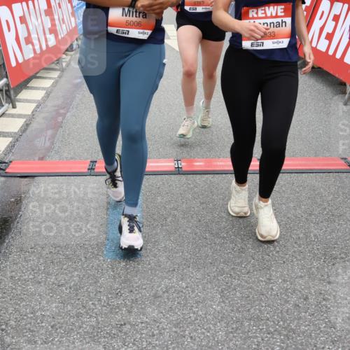 14.06.2026 - REWE Women's Run Strokosch-Dieckow http://msf.ph/oto/9764342 14.06.2026 10:57:24 Ziel 5006, 5048, 5333, 5683, 5753, 5913, 5933 meine-sportfotos.de