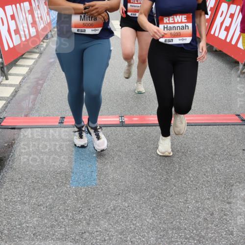 14.06.2026 - REWE Women's Run Strokosch-Dieckow http://msf.ph/oto/9764366 14.06.2026 10:57:24 Ziel 5006, 5048, 5333, 5683, 5753, 5913, 5933 meine-sportfotos.de