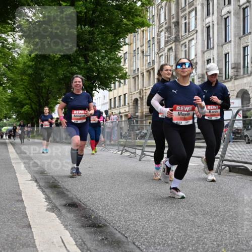 14.06.2026 - REWE Women's Run J. Mangold http://msf.ph/oto/9764405 14.06.2026 11:12:13 Ziel 5088, 5089, 5090, 5100, 5191, 5302, 5325, 5612, 5671, 5785, 6052 meine-sportfotos.de