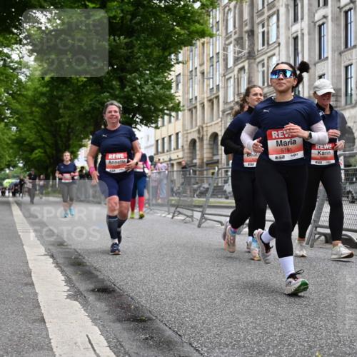14.06.2026 - REWE Women's Run J. Mangold http://msf.ph/oto/9764407 14.06.2026 11:12:13 Ziel 5088, 5089, 5090, 5100, 5191, 5302, 5325, 5612, 5671, 5785, 6052 meine-sportfotos.de