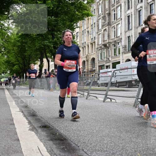 14.06.2026 - REWE Women's Run J. Mangold http://msf.ph/oto/9764419 14.06.2026 11:12:14 Ziel 5088, 5089, 5090, 5100, 5191, 5302, 5325, 5612, 5671, 5785, 6052 meine-sportfotos.de