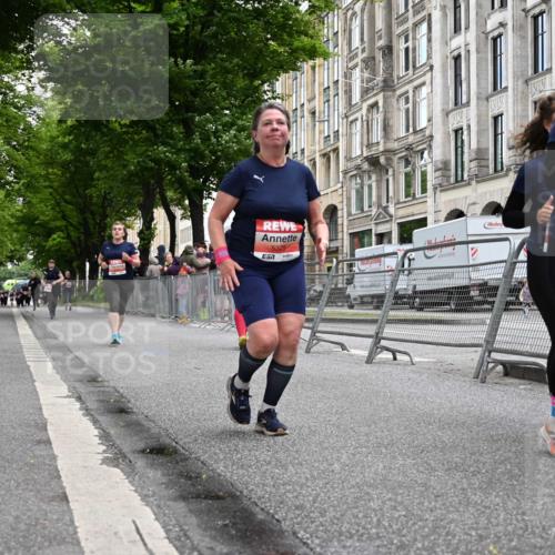 14.06.2026 - REWE Women's Run J. Mangold http://msf.ph/oto/9764423 14.06.2026 11:12:14 Ziel 5088, 5089, 5090, 5100, 5191, 5302, 5325, 5612, 5671, 5785, 6052 meine-sportfotos.de