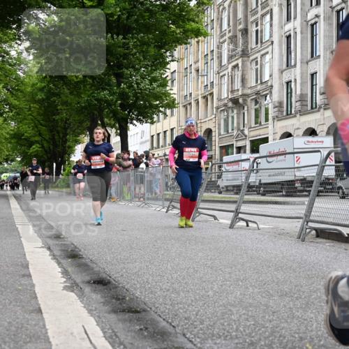 14.06.2026 - REWE Women's Run J. Mangold http://msf.ph/oto/9764437 14.06.2026 11:12:15 Ziel 5088, 5089, 5090, 5100, 5191, 5302, 5325, 5612, 5785, 6052 meine-sportfotos.de