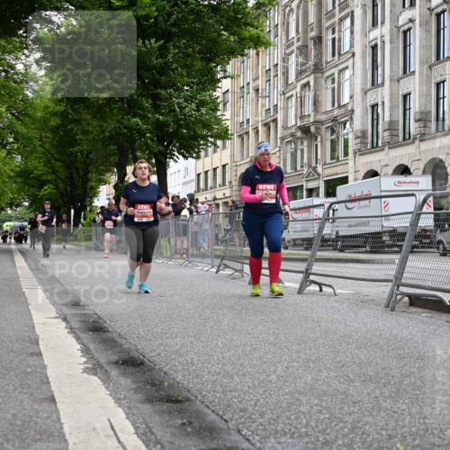 14.06.2026 - REWE Women's Run J. Mangold http://msf.ph/oto/9764443 14.06.2026 11:12:16 Ziel 5088, 5089, 5090, 5191, 5302, 5325, 5785, 6052 meine-sportfotos.de