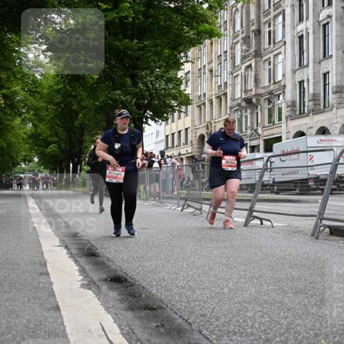 14.06.2026 - REWE Women's Run J. Mangold http://msf.ph/oto/9764491 14.06.2026 11:12:24 Ziel 5009, 5155, 5205 meine-sportfotos.de