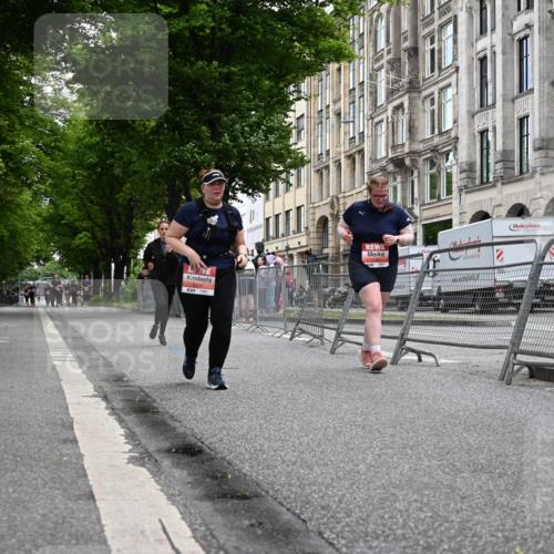 14.06.2026 - REWE Women's Run J. Mangold http://msf.ph/oto/9764495 14.06.2026 11:12:25 Ziel 5009, 5155, 5205 meine-sportfotos.de