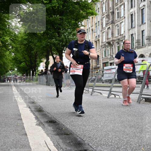 14.06.2026 - REWE Women's Run J. Mangold http://msf.ph/oto/9764497 14.06.2026 11:12:26 Ziel 5009, 5155, 5205 meine-sportfotos.de