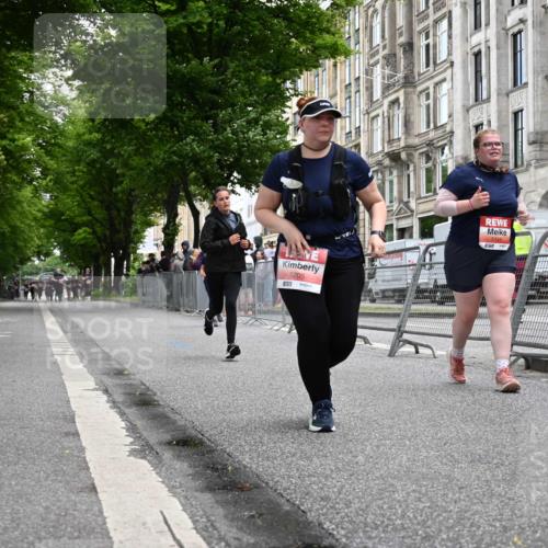 14.06.2026 - REWE Women's Run J. Mangold http://msf.ph/oto/9764500 14.06.2026 11:12:26 Ziel 5009, 5155, 5205 meine-sportfotos.de