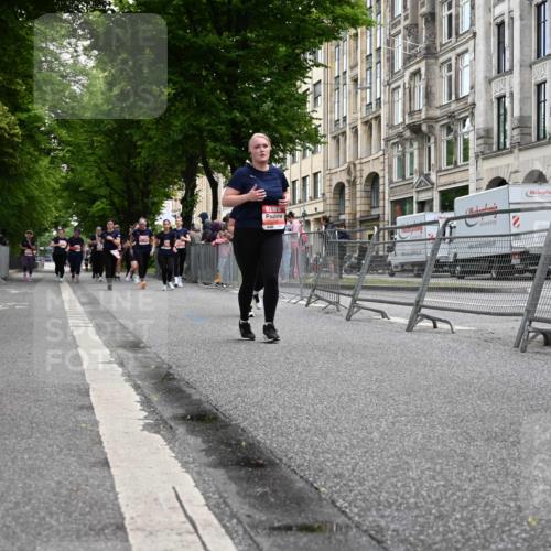 14.06.2026 - REWE Women's Run J. Mangold http://msf.ph/oto/9764516 14.06.2026 11:12:47 Ziel 5365, 5426 meine-sportfotos.de