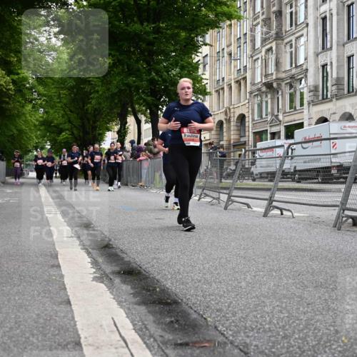 14.06.2026 - REWE Women's Run J. Mangold http://msf.ph/oto/9764522 14.06.2026 11:12:48 Ziel 5365, 5426 meine-sportfotos.de