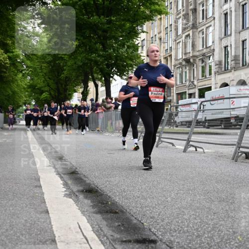 14.06.2026 - REWE Women's Run J. Mangold http://msf.ph/oto/9764528 14.06.2026 11:12:49 Ziel 5300, 5365, 5426 meine-sportfotos.de