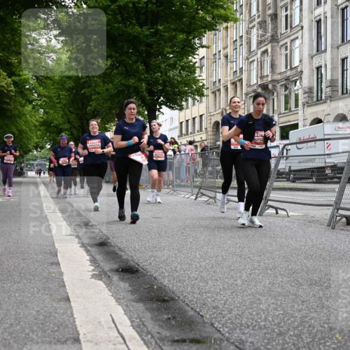 14.06.2026 - REWE Women's Run J. Mangold http://msf.ph/oto/9764578 14.06.2026 11:12:56 Ziel 5299, 5300, 5365, 5383, 5645, 5678, 5726, 5936, 6033 meine-sportfotos.de
