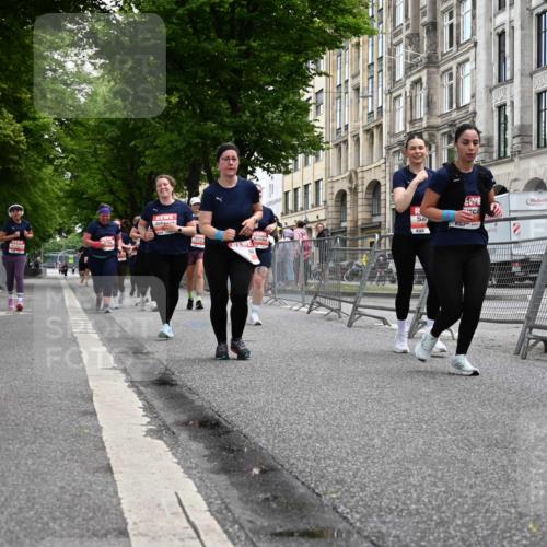 14.06.2026 - REWE Women's Run J. Mangold http://msf.ph/oto/9764586 14.06.2026 11:12:57 Ziel 5299, 5300, 5365, 5383, 5645, 5678, 5726, 5936, 6033 meine-sportfotos.de