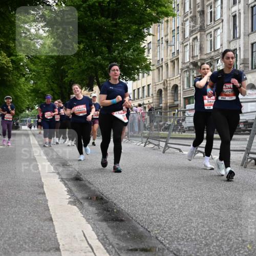 14.06.2026 - REWE Women's Run J. Mangold http://msf.ph/oto/9764588 14.06.2026 11:12:57 Ziel 5299, 5300, 5365, 5383, 5645, 5678, 5726, 5936, 6033 meine-sportfotos.de