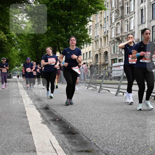 14.06.2026 - REWE Women's Run J. Mangold http://msf.ph/oto/9764590 14.06.2026 11:12:57 Ziel 5299, 5300, 5365, 5383, 5645, 5678, 5726, 5936, 6033 meine-sportfotos.de