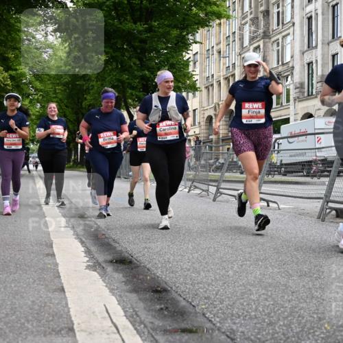 14.06.2026 - REWE Women's Run J. Mangold http://msf.ph/oto/9764632 14.06.2026 11:13:00 Ziel 5057, 5252, 5299, 5383, 5537, 5564, 5645, 5678, 5726, 5936, 5955, 6033, 6059 meine-sportfotos.de