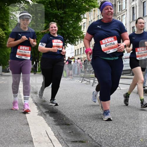 14.06.2026 - REWE Women's Run J. Mangold http://msf.ph/oto/9764655 14.06.2026 11:13:03 Ziel 5057, 5252, 5299, 5383, 5537, 5564, 5645, 5678, 5726, 5936, 5955, 6033, 6059 meine-sportfotos.de