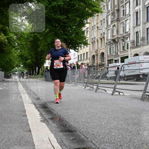 14.06.2026 - REWE Women's Run J. Mangold http://msf.ph/oto/9764677 14.06.2026 11:13:13 Ziel 5256 meine-sportfotos.de