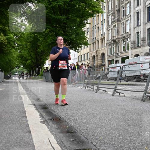 14.06.2026 - REWE Women's Run J. Mangold http://msf.ph/oto/9764680 14.06.2026 11:13:13 Ziel 5256 meine-sportfotos.de