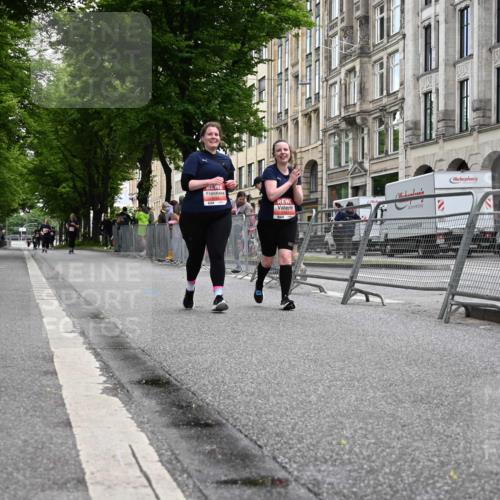 14.06.2026 - REWE Women's Run J. Mangold http://msf.ph/oto/9764702 14.06.2026 11:13:38 Ziel 5151, 5152 meine-sportfotos.de