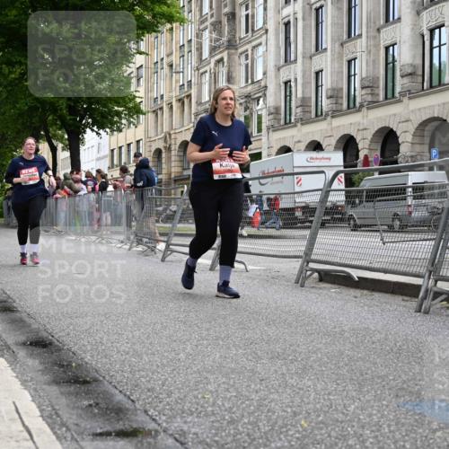 14.06.2026 - REWE Women's Run J. Mangold http://msf.ph/oto/9764735 14.06.2026 11:13:56 Ziel 5680, 5781 meine-sportfotos.de