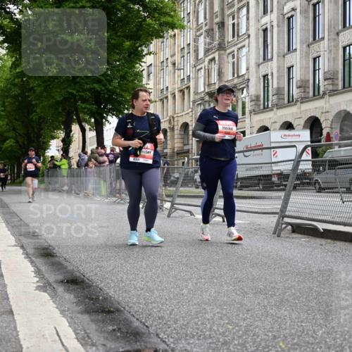 14.06.2026 - REWE Women's Run J. Mangold http://msf.ph/oto/9764751 14.06.2026 11:14:06 Ziel 5405, 5558 meine-sportfotos.de