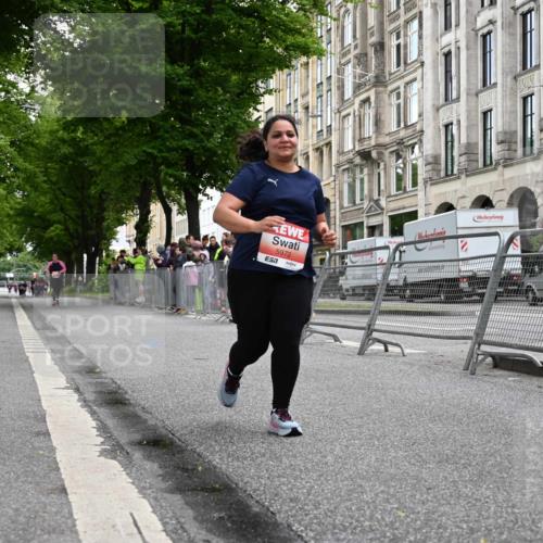 14.06.2026 - REWE Women's Run J. Mangold http://msf.ph/oto/9764786 14.06.2026 11:14:21 Ziel 5972 meine-sportfotos.de