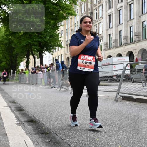 14.06.2026 - REWE Women's Run J. Mangold http://msf.ph/oto/9764792 14.06.2026 11:14:21 Ziel 5972 meine-sportfotos.de